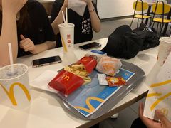 -麦当劳(新城市广场店)