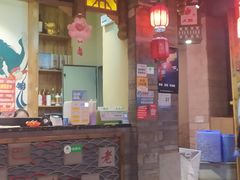 门面-渝大狮毛肚老火锅(普陀店)