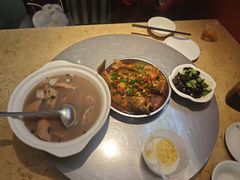 -陈大锅·岳阳鱼馆·地道岳阳菜(美食街店)