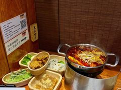 -独食火锅·半米屋台(直营总店)