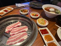 -烧肉一番·新韩式炭火烤肉(大岭山店)