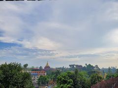 -ခြောက်ထပ်ကြီးရွှေသာလျောင်းဘုရားကြီး