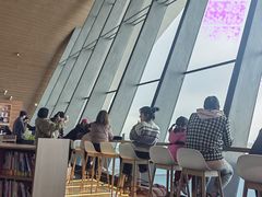 -抱抱地球咖啡馆(国家海洋博物馆店)
