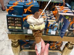 -VENCHI 闻绮(北京国贸商城店)