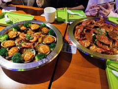 -钳小厨疯味1987肉蟹煲(美一城广场店)