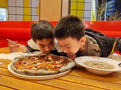 -城市大道红炉披萨烘焙坊