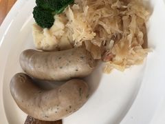 -LENBACH兰巴赫西餐啤酒坊(大连星海广场店)