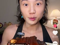 -金马门国际美食百汇(珞喻路店)