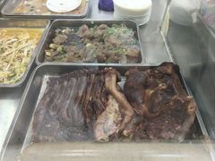 -闫家驴肉老店(华电一校店)