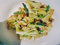 -费大厨辣椒炒肉(高铁吾悦广场店)