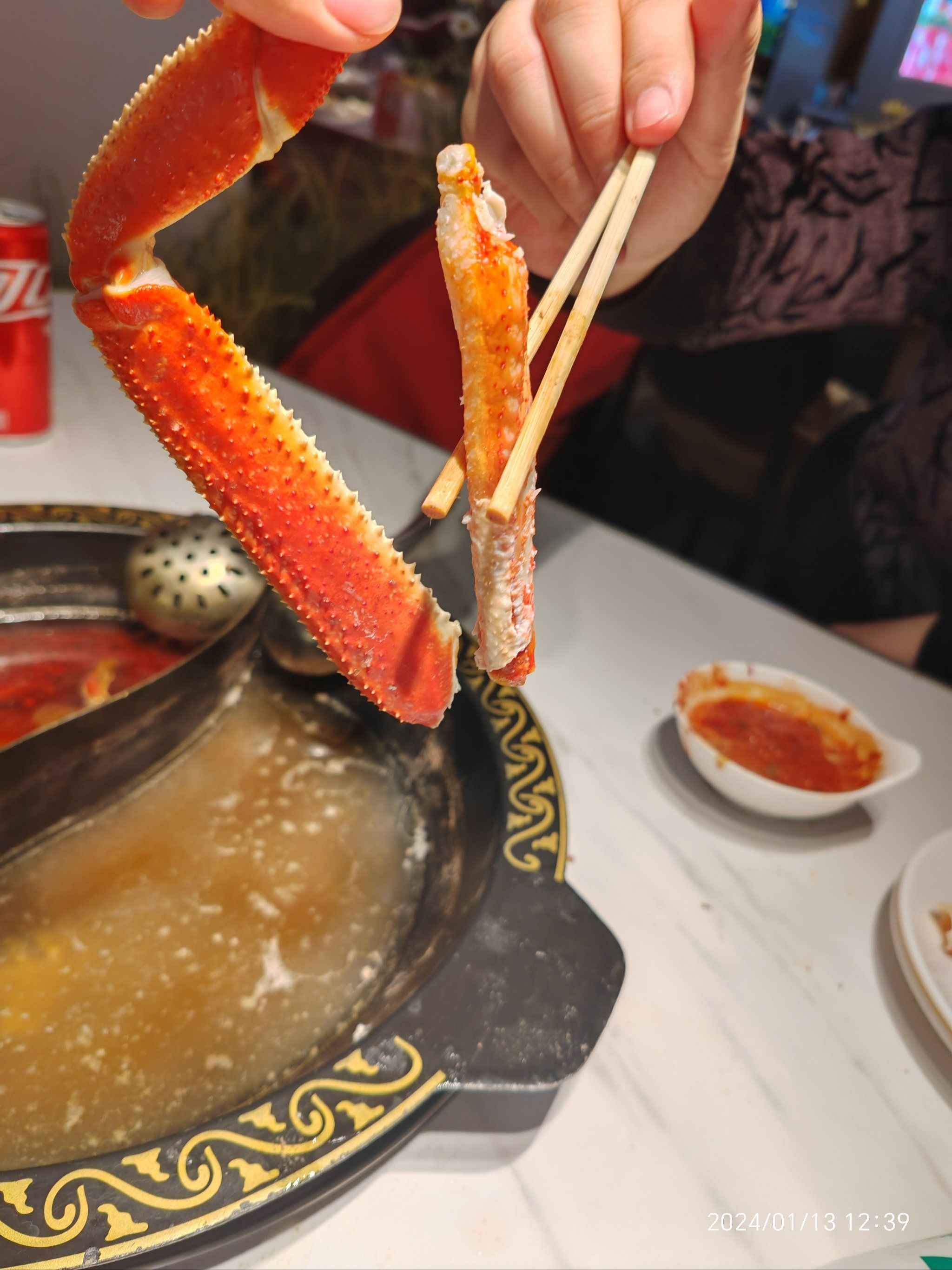 n他家开了很多年了,主打的就是螃蟹