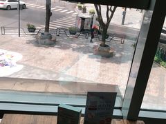 -蜜桃餐厅·伴山(湖滨商业街店)