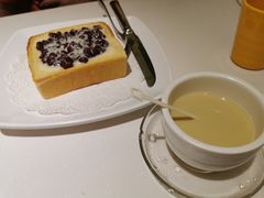 炼奶红豆厚多士-金利茶餐厅(中船汇店)