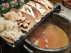 -芸山季·云南山珍菌火锅(人民广场来福士店)