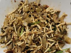 -榕江牛瘪牛肉火锅
