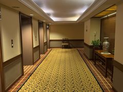 -上海花园饭店
