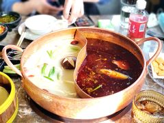 -三人行骨头王火锅(长寿店)