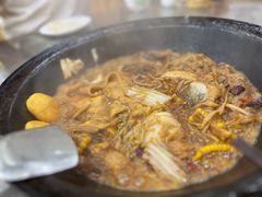 -屯老二农家铁锅炖·行业领军者(梅江店)