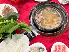 -花苑美食横琴生蚝火锅(拱北粤华路店)