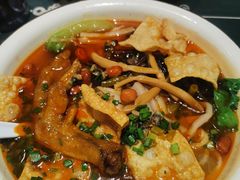 -丽丽三鲜螺蛳粉(田林路店)
