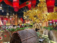 -老滇山寨•云南特色菜•地方菜•民族风情歌舞表演(金碧店)