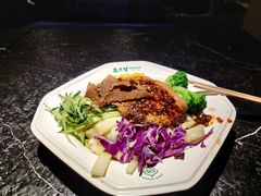 盛志望秘制红油酿皮-清真盛志望麻酱酿皮·非遗老字号