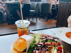 焗咸蛋三明治配澳洲低温牛肉沙拉-THE WOODS 简餐 (国贸商城店)