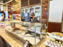 -大中华希尔顿酒店-念自助餐·嗨啤·小龙虾