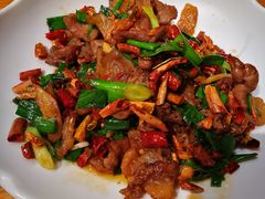 宣威小炒肉-老滇山寨•云南特色菜•地方菜•民族风情歌舞表演(金碧店)