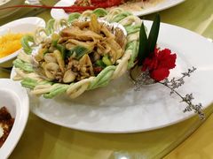 -山明水秀大饭店