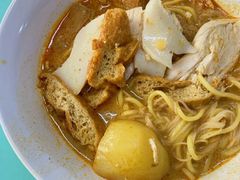 咖哩鸡面-亚王咖喱鸡米粉面