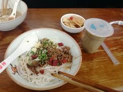 -刘聋子粉馆(张家界总店)