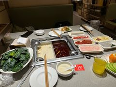 -海底捞火锅智慧餐厅(中骏世界城店)
