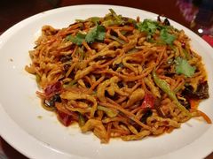 -嘎吧锅私家菜馆(新村十区店)