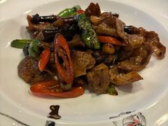 鸡枞菌小炒肉-民国红公馆·秦淮八艳(夫子庙店)