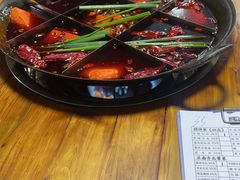 -正南齊北重庆老火锅(光华村直营店)