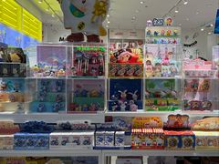 -名创优品(北京新中关购物中心地铁层店)