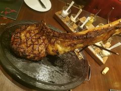 -恰餐厅及酒吧 CHAR Bar & Grill (北京丽都皇冠假日店)