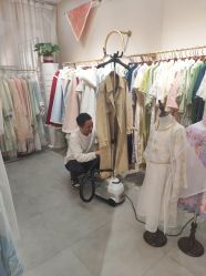 -一揽芳华汉服旗袍体验馆(拙政园店)