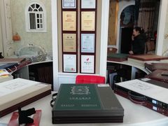 -七特丽墙布墙纸·窗帘·软包定制(万源路店)