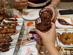 -小董哥烤串·爆汁大油边(故宫店)