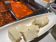 -海底捞火锅鲜切牛肉主题店(长寿路店)