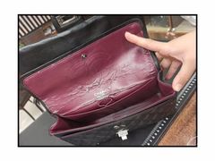 -爱革·洗衣改衣·洗鞋修鞋·洗包修包·奢侈品护理(宝地广场店)