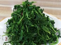 -壹阁胡羊焖饼(特色小吃街店)