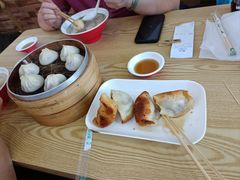 -珊珊小笼馆(仙霞路店)