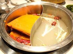 鸳鸯锅-邓记新一代糖油果子(四川煤管局供销公司职工宿舍店)
