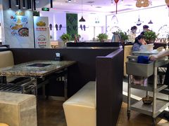 大堂-黄记煌三汁焖锅(顺义华联店)