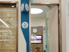 -维乐口腔(美维云门诊陆家嘴店)