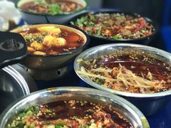 -马路边边·成都串串(翠柏路店)