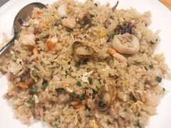 -臻鲜燕海鲜融合餐厅(金陵style店)